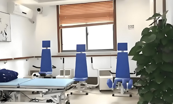 电影《南京照相馆》票房破4亿